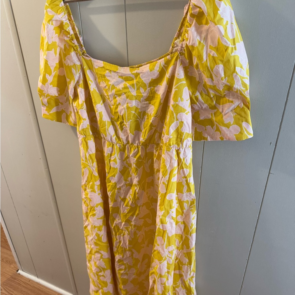 Eloquii Yellow and White Puff Sleeve Sundress